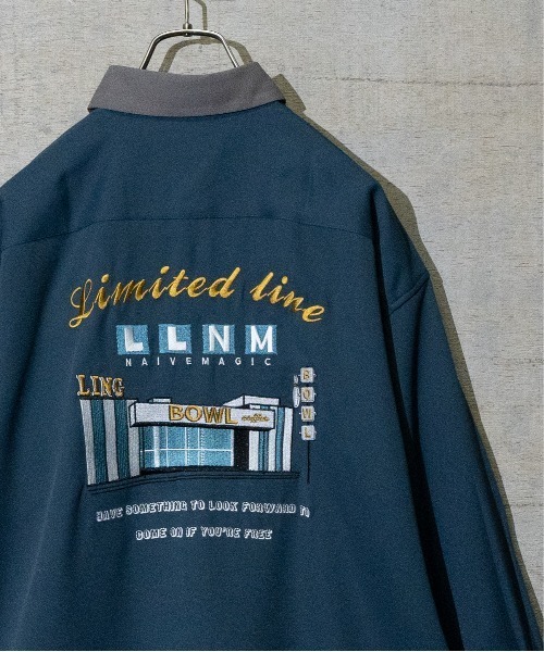 JOHN'S CLOSET（ジョンズクローゼット）の「【a】ナチュラルストレッチポリエステル バック刺繍BOWLING/DRIVINGシャツ　長袖（シャツ/ブラウス・メンズ・グレイッシュベージュ/ホワイト系その他/ベージュ系その他/ホワイト/ブラック/グリーン系その他/ブラック系その他/その他2/その他1/ブルー系その他/グリーン/ブルー・LARGE/MEDIUM）」の10枚目の写真