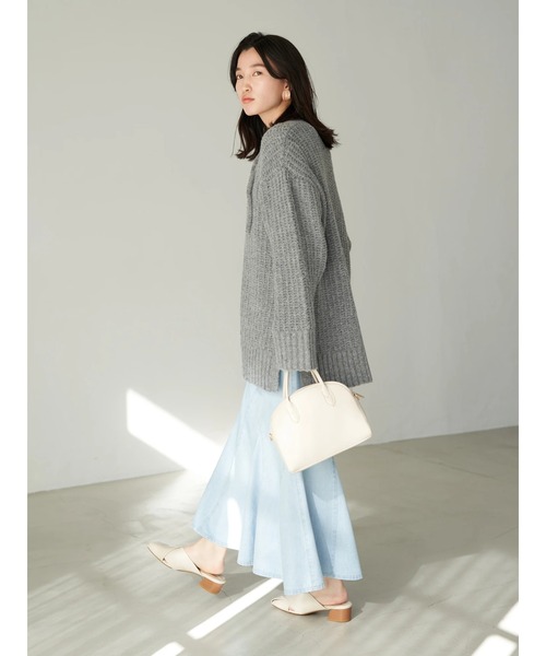 earth music&ecology(アースミュージックアンドエコロジー)の「ラウンドミニボストンバッグ*(トートバッグ・レディース・ブラック/ベージュ/アイボリー・FREE)」の4枚目の写真