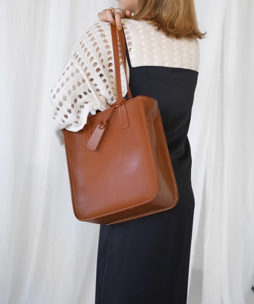 Bab(バブ)の「フェイクレザートートバッグ(トートバッグ・レディース・ブラック/オフホワイト/キャメル・ONESIZE)」の20枚目の写真