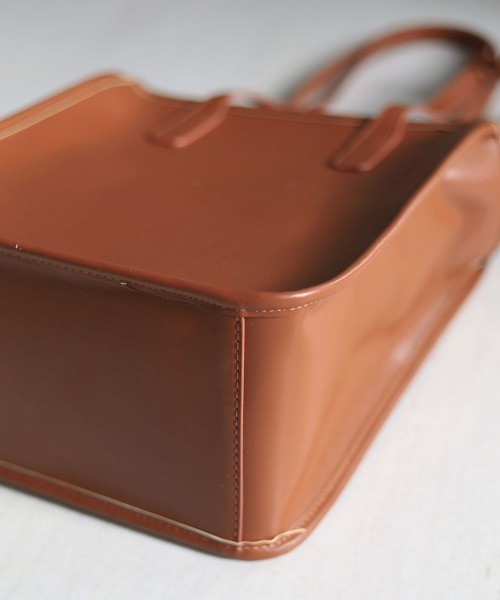 Bab(バブ)の「フェイクレザートートバッグ(トートバッグ・レディース・ブラック/オフホワイト/キャメル・ONESIZE)」の13枚目の写真