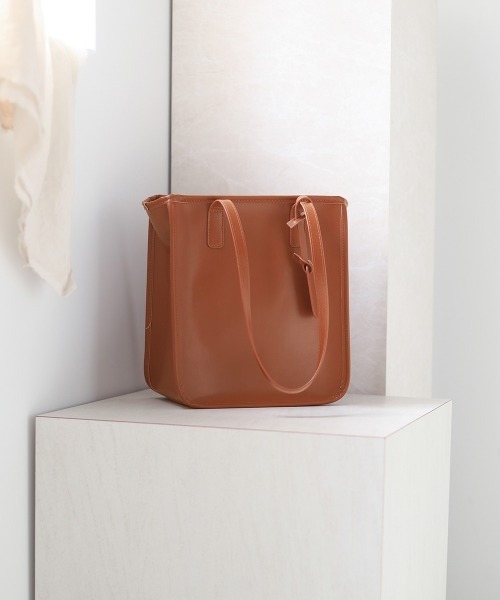 Bab(バブ)の「フェイクレザートートバッグ(トートバッグ・レディース・ブラック/オフホワイト/キャメル・ONESIZE)」の21枚目の写真