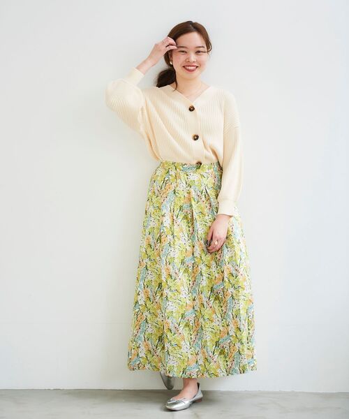 le.coeur blanc（ルクールブラン）の「リバティ タックギャザースカート（スカート・レディース・パープル系その他/イエロー系その他・38/36）」の18枚目の写真