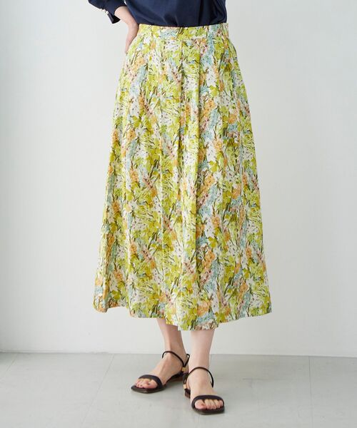 le.coeur blanc（ルクールブラン）の「リバティ タックギャザースカート（スカート・レディース・パープル系その他/イエロー系その他・38/36）」の16枚目の写真