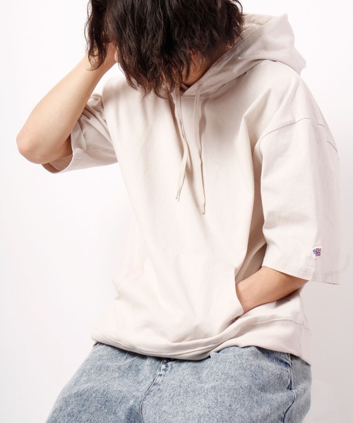 JEMORGAN（ジェーイーモーガン）の「JEMORGAN 天竺袖ワッペン付き半袖ビッグＴパーカー（パーカー・メンズ・オフホワイト/ブラック/ピンク/ベージュ/ネイビー/ライトグレー/グリーン/シルバーグレー/サーモンピンク/ベージュ系その他/カーキ・L/XL/M）」の4枚目の写真