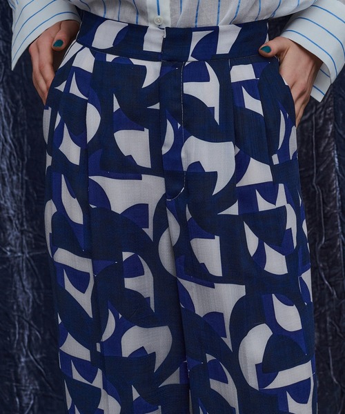 PUBLIC TOKYO（パブリックトウキョウ）の「ジオメアートワイドパンツ/ウォッシャブル（その他パンツ・レディース・パープル/ネイビー・FREE）」の7枚目の写真