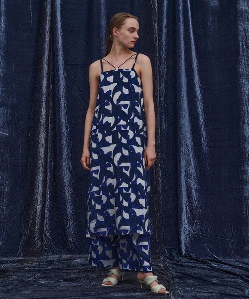 PUBLIC TOKYO（パブリックトウキョウ）の「ジオメアートワイドパンツ/ウォッシャブル（その他パンツ・レディース・パープル/ネイビー・FREE）」の5枚目の写真