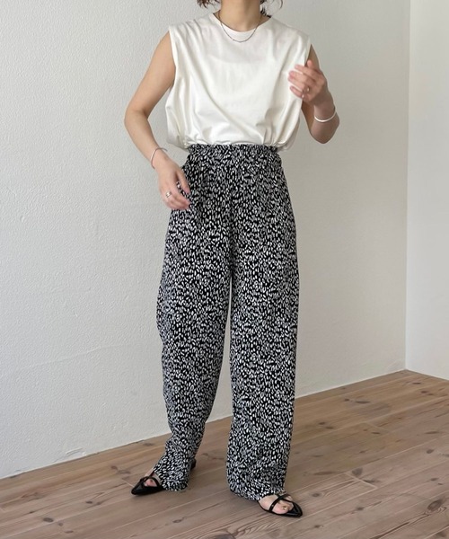 wee9s（ウィークス）の「【セルフカット可能】"osaka" leopard pleats pants / セルフカット可能なレオパードプリーツパンツ（スウェットパンツ・レディース・ブラック/ブルー/アイボリー・FREE）」の8枚目の写真