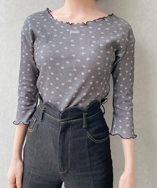 PAIN（ペイン）の「フラワーサーマルトップス（Tシャツ/カットソー・レディース・アイボリー/ブラック/ブルー・FREE）」の3枚目の写真