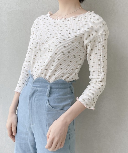 PAIN（ペイン）の「フラワーサーマルトップス（Tシャツ/カットソー・レディース・アイボリー/ブラック/ブルー・FREE）」の8枚目の写真