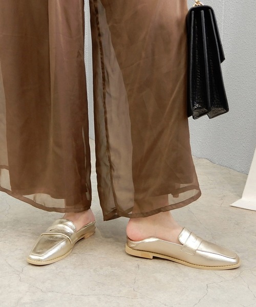 alala(アララ)の「メタリックローファー/かかとが踏めるバブーシュ ◇(ローファー・レディース・ブラック/シルバー/ゴールド・S/M/L/LL)」の3枚目の写真