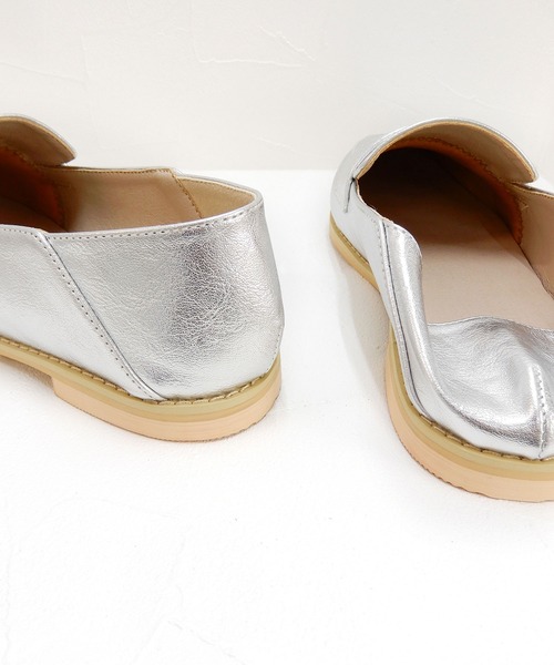 alala(アララ)の「メタリックローファー/かかとが踏めるバブーシュ ◇(ローファー・レディース・ブラック/シルバー/ゴールド・S/M/L/LL)」の11枚目の写真