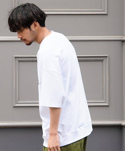 SILVER BULLET(シルバーバレット)の「『CavariA/キャバリア』USAコットンクルーネックアップリケ刺繍半袖Tシャツ(Tシャツ/カットソー・メンズ・ホワイト系1/ホワイト系2/ブラック系2/ベージュ系1/グリーン系2/ブルー系1・M/L)」の16枚目の写真