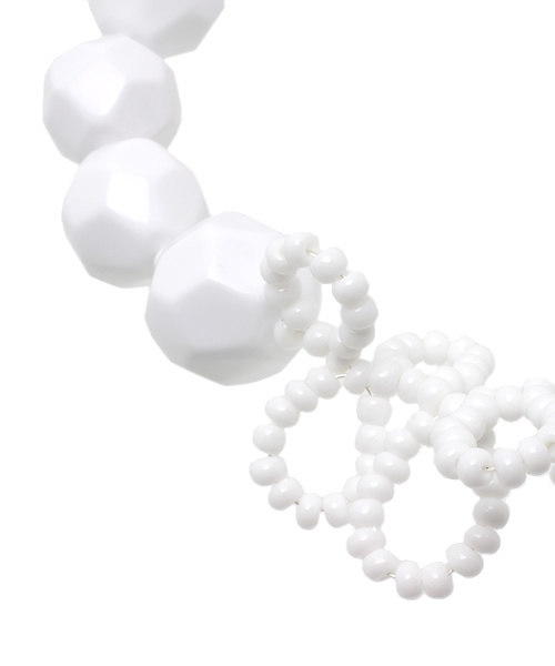 Demi-Luxe BEAMS（デミルクス ビームス）の「FLORIAN / ホワイトビーズ ネックレス（ネックレス・レディース・ホワイト・ONE SIZE）」の3枚目の写真