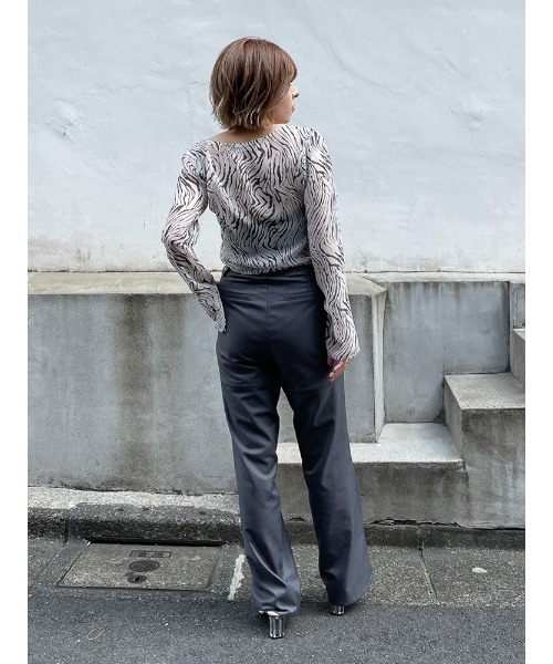 ENVYM（アンビー）の「フロントリボンＢＬ（シャツ/ブラウス・レディース・ブラウン/グレー・FREE）」の12枚目の写真