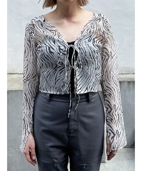 ENVYM（アンビー）の「フロントリボンＢＬ（シャツ/ブラウス・レディース・ブラウン/グレー・FREE）」の18枚目の写真