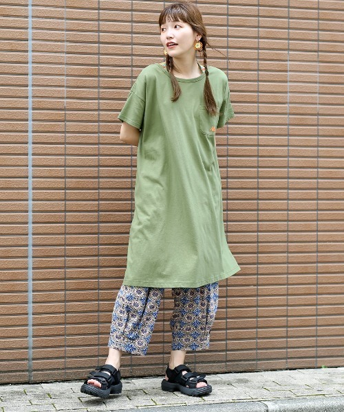 Kappa(カッパ)の「Kappa コラボ 吸汗速乾・接触冷感ホルターワンピース【Kappa×チチカカ】(ワンピース・レディース・カーキ/マスタード・MEDIUM)」の8枚目の写真