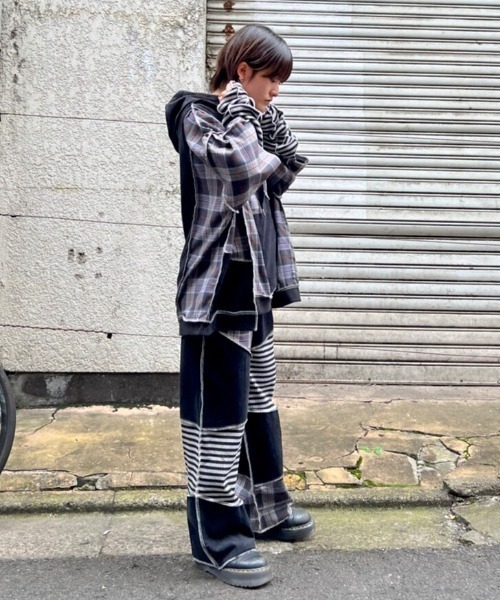 Candy Stripper（キャンディストリッパー）の「CND JOIN UP フーディー（パーカー・レディース・ネイビー/ブラック・2）」の12枚目の写真