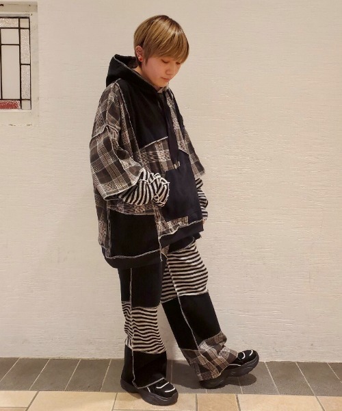 Candy Stripper（キャンディストリッパー）の「CND JOIN UP フーディー（パーカー・レディース・ネイビー/ブラック・2）」の9枚目の写真