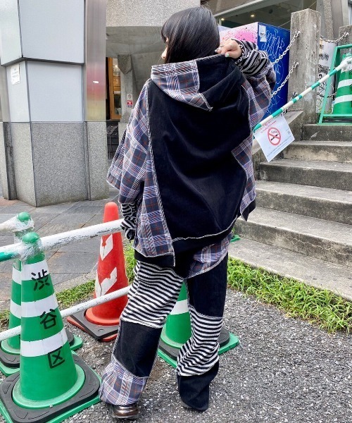 Candy Stripper（キャンディストリッパー）の「CND JOIN UP フーディー（パーカー・レディース・ネイビー/ブラック・2）」の16枚目の写真