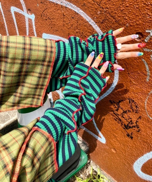 Candy Stripper（キャンディストリッパー）の「CND JOIN UP フーディー（パーカー・レディース・ネイビー/ブラック・2）」の22枚目の写真