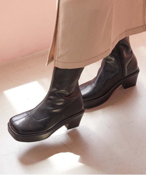 archives（アルシーヴ）の「一体底ロングブーツ（ブーツ・レディース・ブラック/モカ・MEDIUM/LARGE）」の7枚目の写真