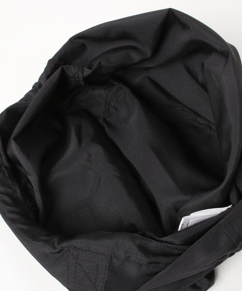 KLON（クローン）の「KLON SUSTAINABLE DRAWSTRING TOTE（エコバッグ/サブバッグ・レディース・ブラック・FREE）」の7枚目の写真