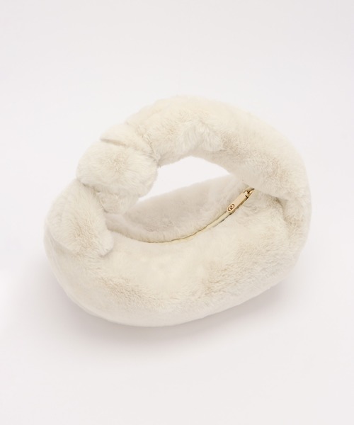 ANITA BILARDI（アニタビラルディ）の「【ANITA BILARDI(アニタ ビラルディ)】DONUTS BAG / フェイクファーショルダーバッグ（ショルダーバッグ・レディース・ブラック/アイボリー・2）」の13枚目の写真