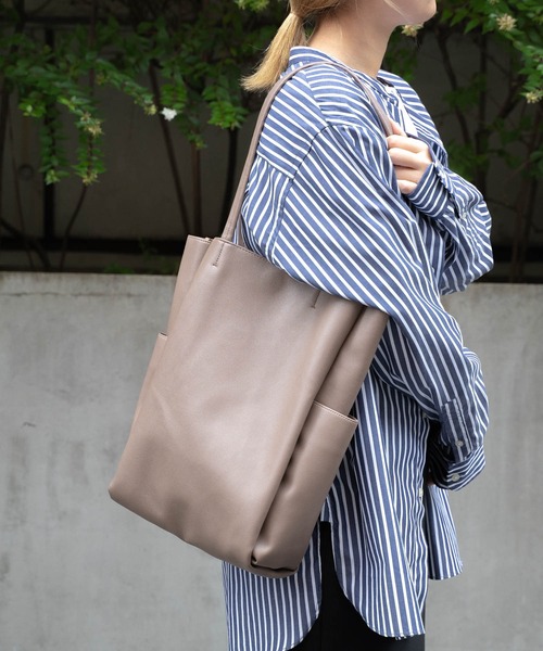 polka polka(ポルカポルカ)の「polka polka / ポルカポルカ 収納上手 ポケット トートバッグ レザー Storage tote SDI(トートバッグ・レディース・ブラック/ベージュ/グレー/グレイッシュベージュ/チャコール/シルバー・FREE)」の5枚目の写真