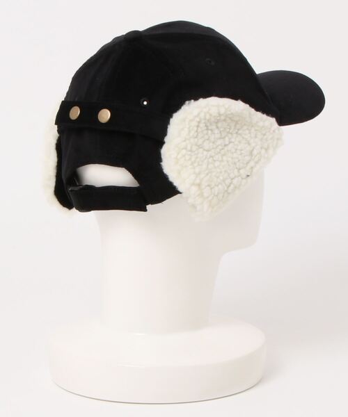 CONVERSE（コンバース）の「【CONVERSE/コンバース】　裏ボア使いのイヤーフラップ付　ワンポイントコーデュロイキャップ（キャップ・レディース・ブラック/ベージュ/アイボリー・FREE）」の4枚目の写真