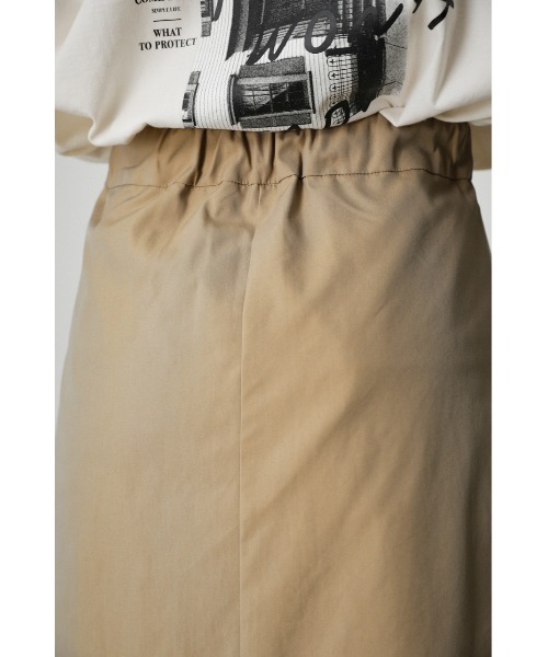 AZUL by moussy（アズールバイマウジー）の「SHIRRING CHAMBRAY MIDI SKIRT/シャーリングシャンブレーミディスカート（スカート・レディース・ダークグリーン/ベージュ・SMALL/MEDIUM）」の10枚目の写真