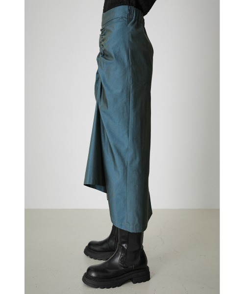 AZUL by moussy（アズールバイマウジー）の「SHIRRING CHAMBRAY MIDI SKIRT/シャーリングシャンブレーミディスカート（スカート・レディース・ダークグリーン/ベージュ・SMALL/MEDIUM）」の16枚目の写真