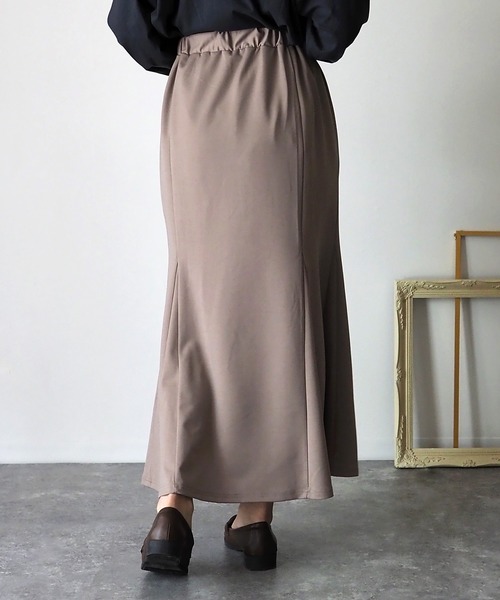 Riberry（リベリー）の「マーメイドロングスカート（スカート・レディース・ブラック/ダークブラウン/グリーン/ダークベージュ・FREE）」の17枚目の写真