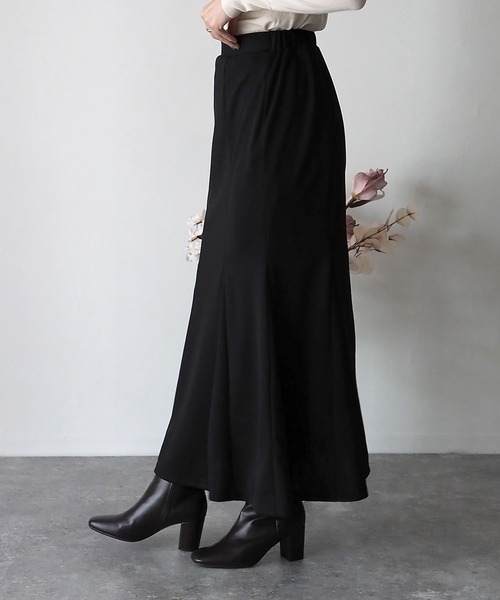 Riberry（リベリー）の「マーメイドロングスカート（スカート・レディース・ブラック/ダークブラウン/グリーン/ダークベージュ・FREE）」の13枚目の写真