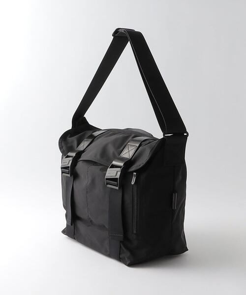 Steven Alan（スティーブンアラン）の「＜AMIACALVA＞MESSENGER BAG/メッセンジャーバッグ（メッセンジャーバッグ・レディース・ブラック・FREE）」の2枚目の写真