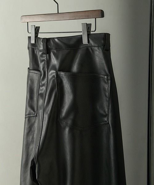 NILWAY（ニルウェイ）の「プライムPUレザーワイドストレートパンツ（その他パンツ・メンズ・ブラック/カーキ/チャコール・SMALL/MEDIUM/LARGE）」の7枚目の写真