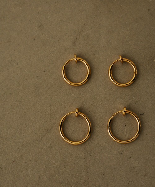 Aunt Marie's（アントマリーズ）の「ミニフープイヤリング / 選べるサイズ展開有り（イヤリング・レディース・ゴールド/シルバー・S/M）」の4枚目の写真