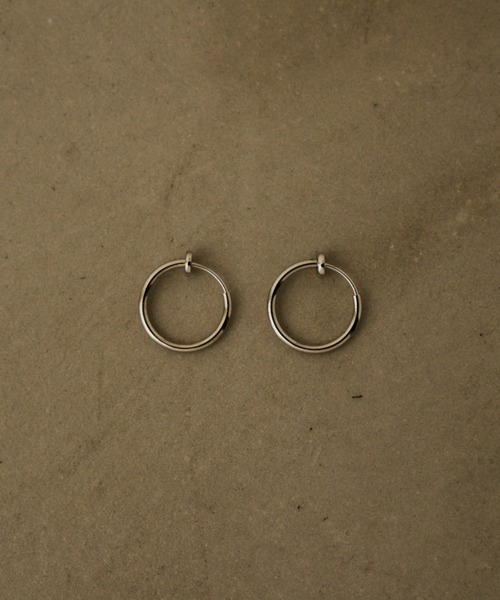 Aunt Marie's（アントマリーズ）の「ミニフープイヤリング / 選べるサイズ展開有り（イヤリング・レディース・ゴールド/シルバー・S/M）」の6枚目の写真
