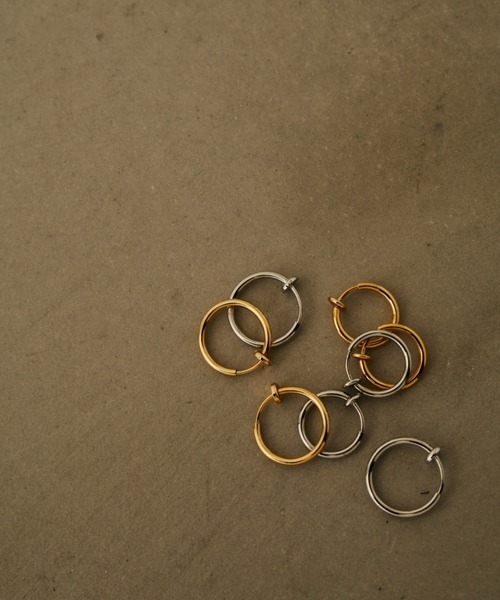 Aunt Marie's（アントマリーズ）の「ミニフープイヤリング / 選べるサイズ展開有り（イヤリング・レディース・ゴールド/シルバー・S/M）」の3枚目の写真