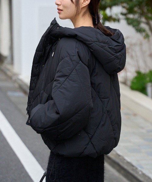 セール】ダイヤキルト中綿ショートジャケット（ダウンジャケット