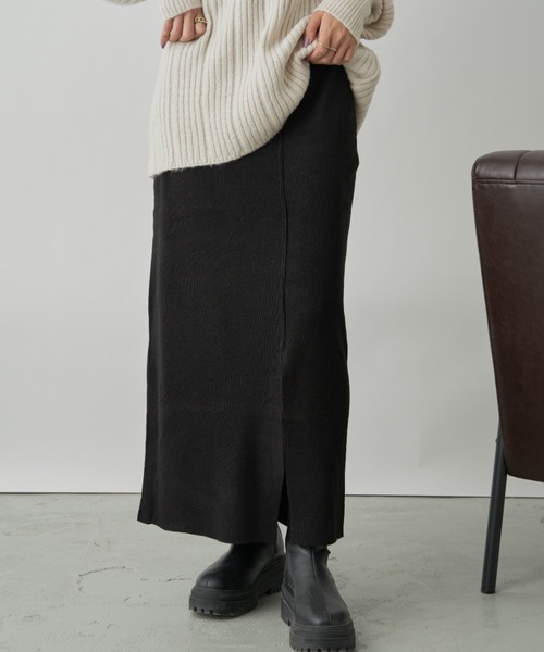 CLEARIMPRESSION （クリアインプレッション）の「フロントスリットニットナロースカート（スカート・レディース・アイボリー/グリーン/ブラック・FREE）」の3枚目の写真