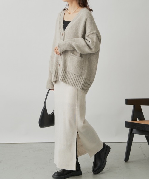 CLEARIMPRESSION （クリアインプレッション）の「フロントスリットニットナロースカート（スカート・レディース・アイボリー/グリーン/ブラック・FREE）」の13枚目の写真