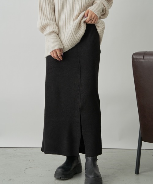CLEARIMPRESSION （クリアインプレッション）の「フロントスリットニットナロースカート（スカート・レディース・アイボリー/グリーン/ブラック・FREE）」の17枚目の写真