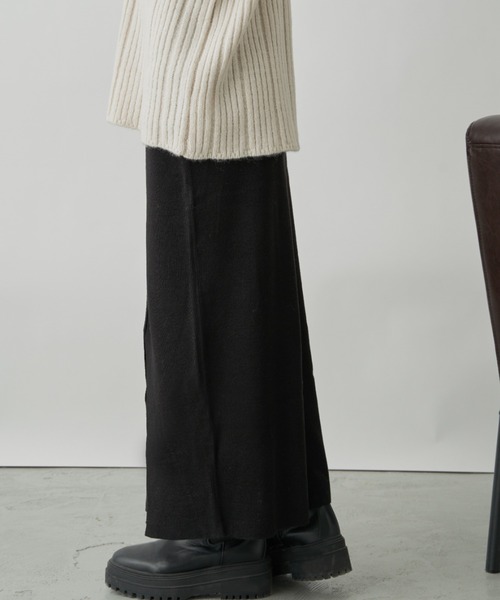 CLEARIMPRESSION （クリアインプレッション）の「フロントスリットニットナロースカート（スカート・レディース・アイボリー/グリーン/ブラック・FREE）」の19枚目の写真