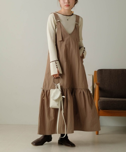 Bab（バブ）の「ワークギャザージャンパースカート（ジャンパースカート・レディース・モカ/ブラック/アイボリー・M）」の11枚目の写真