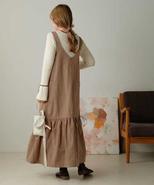 Bab（バブ）の「ワークギャザージャンパースカート（ジャンパースカート・レディース・モカ/ブラック/アイボリー・M）」の12枚目の写真