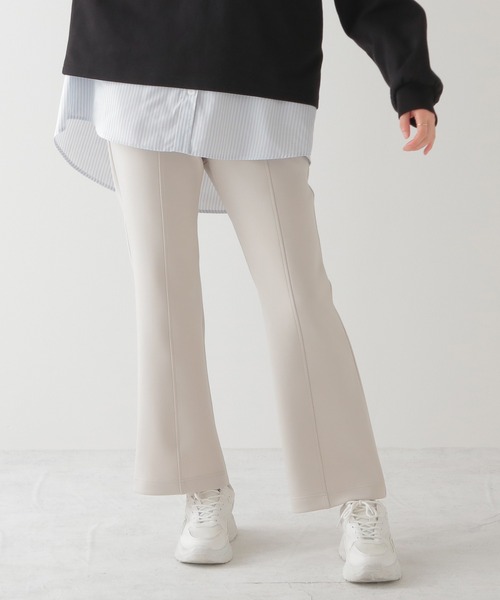 Honeys（ハニーズ）の「フレアパンツ（股下６４ｃｍ）（その他パンツ・レディース・ブラック/アイボリー/グレイッシュベージュ/グリーン・SS/S/M/L/LL）」の12枚目の写真