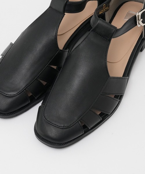 WEB・一部店舗限定/グルカフラットシューズ