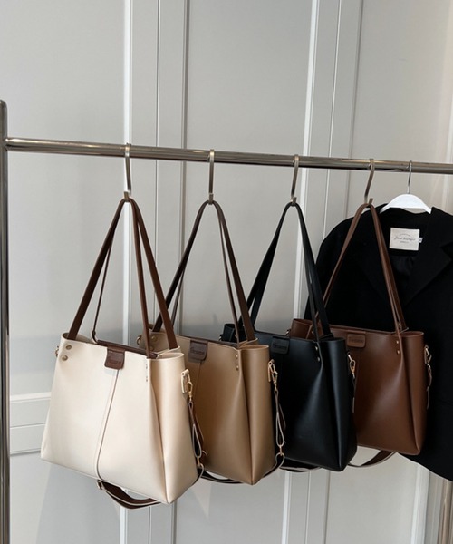 EPICKS（エピックス）の「2WAYフェイクレザーショルダーバッグ