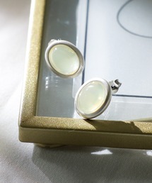 atlo（アトロ）の「ラウンドレトロピアス 結婚式 同窓会 オケージョン 二次会（ピアス（両耳用））」