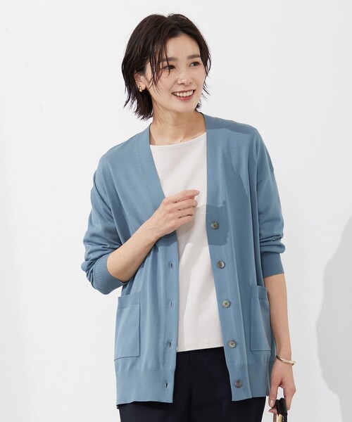 J.PRESS(ジェイプレス)の「【洗える】 Co/Peライト Vネック ロング カーディガン(カーディガン/ボレロ・レディース・ネイビー系/スモーキーグリーン系/ライトグレー系/アイボリー系・T13)」の3枚目の写真